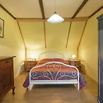 And Mobile With Spacious Garden Gouvets