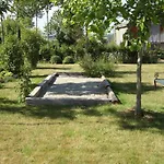 Casa de Férias And Mobile With Spacious Garden
