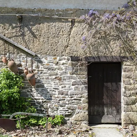 Holiday Home And Mobile Home With Spacious Garden *