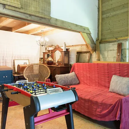 And Mobile With Spacious Garden 펜션 *