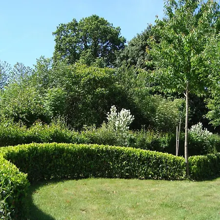 And Mobile With Spacious Garden 펜션 Gouvets