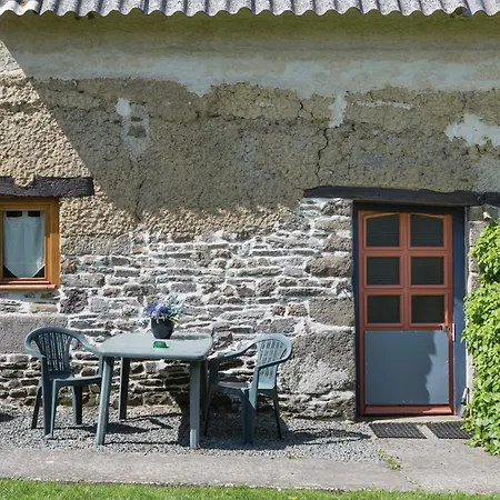 Holiday Home And Mobile Home With Spacious Garden