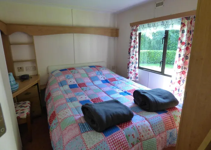 Holiday Home And Mobile Home With Spacious Garden * Gouvets