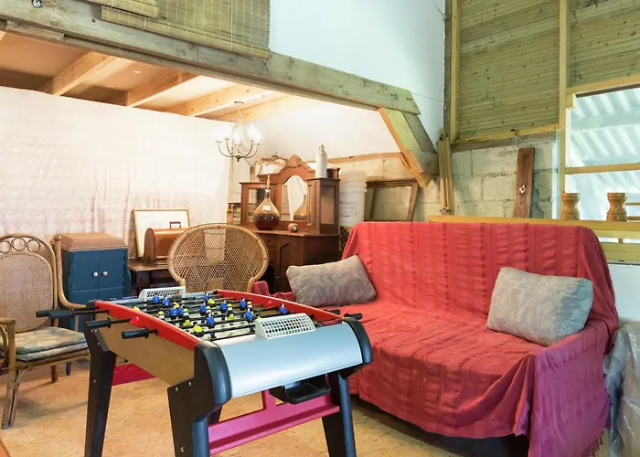 Holiday Home And Mobile Home With Spacious Garden Holiday home *